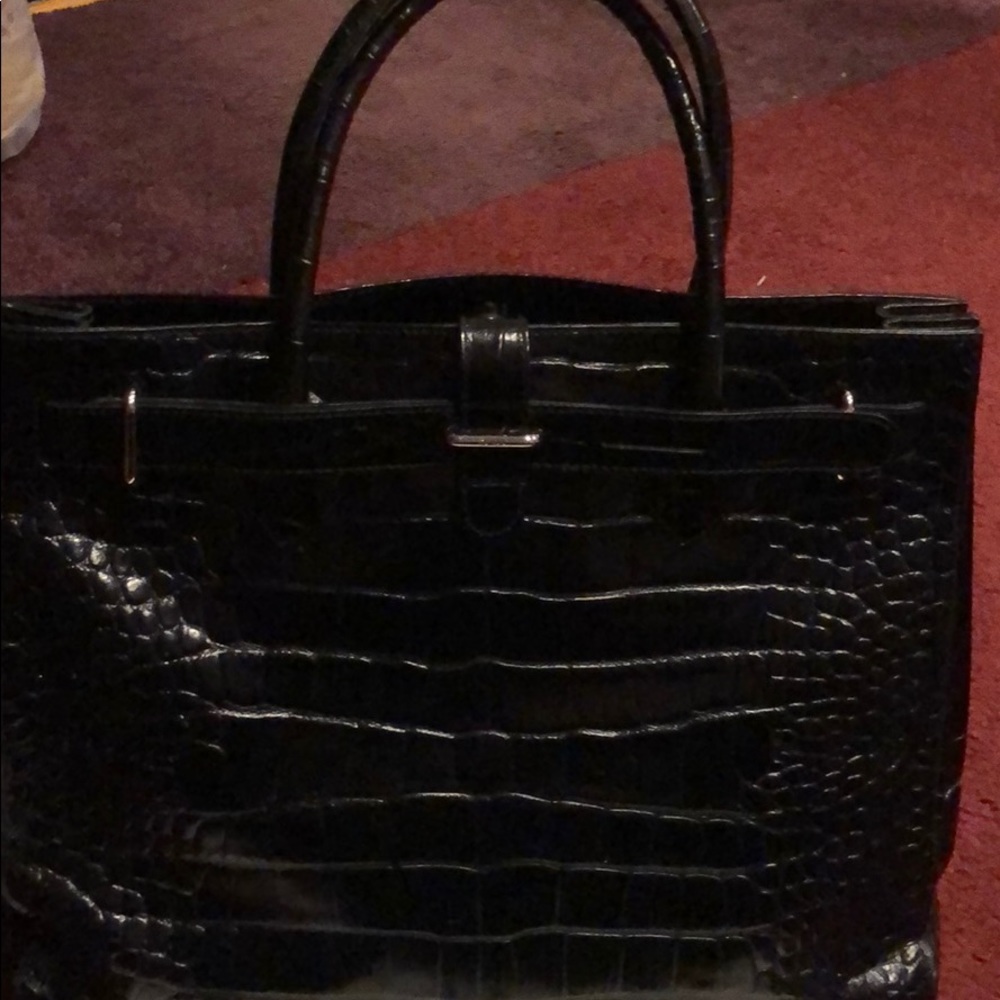 FURLA Black leather Handbag. Great Condition
